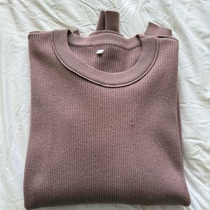 Mauve Ribbed Knit Sweater - Crewneck
